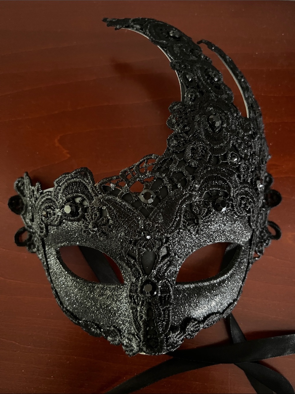 Elegant Black Lace Masquerade Mask from New Orleans NWT